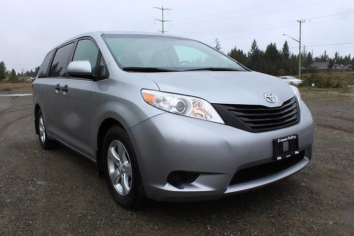 Experience seamless travel with a private transfer to Ras Al Khaimah enjoying a smooth ride in a comfortable vehicle ensuring a relaxing start to your adventure.